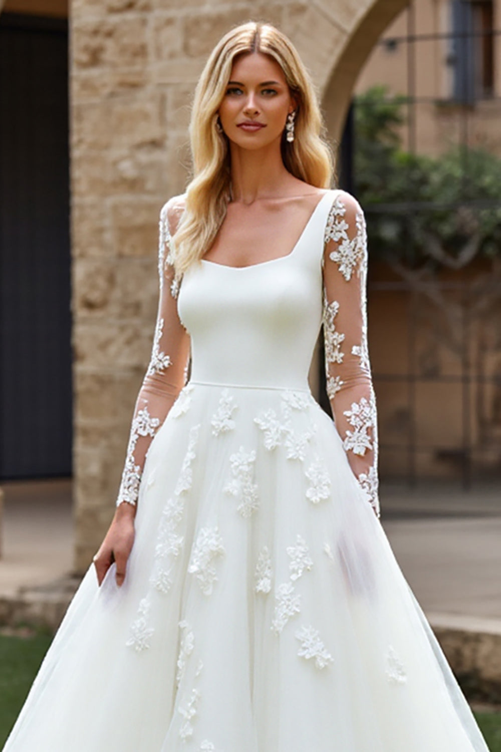 Ivory A-Line Square Neck Long Sleeve Tulle Wedding Dress with Appliques