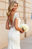 Ivory Mermaid V Neck Half Sleeve Wedding Dress With Appliques