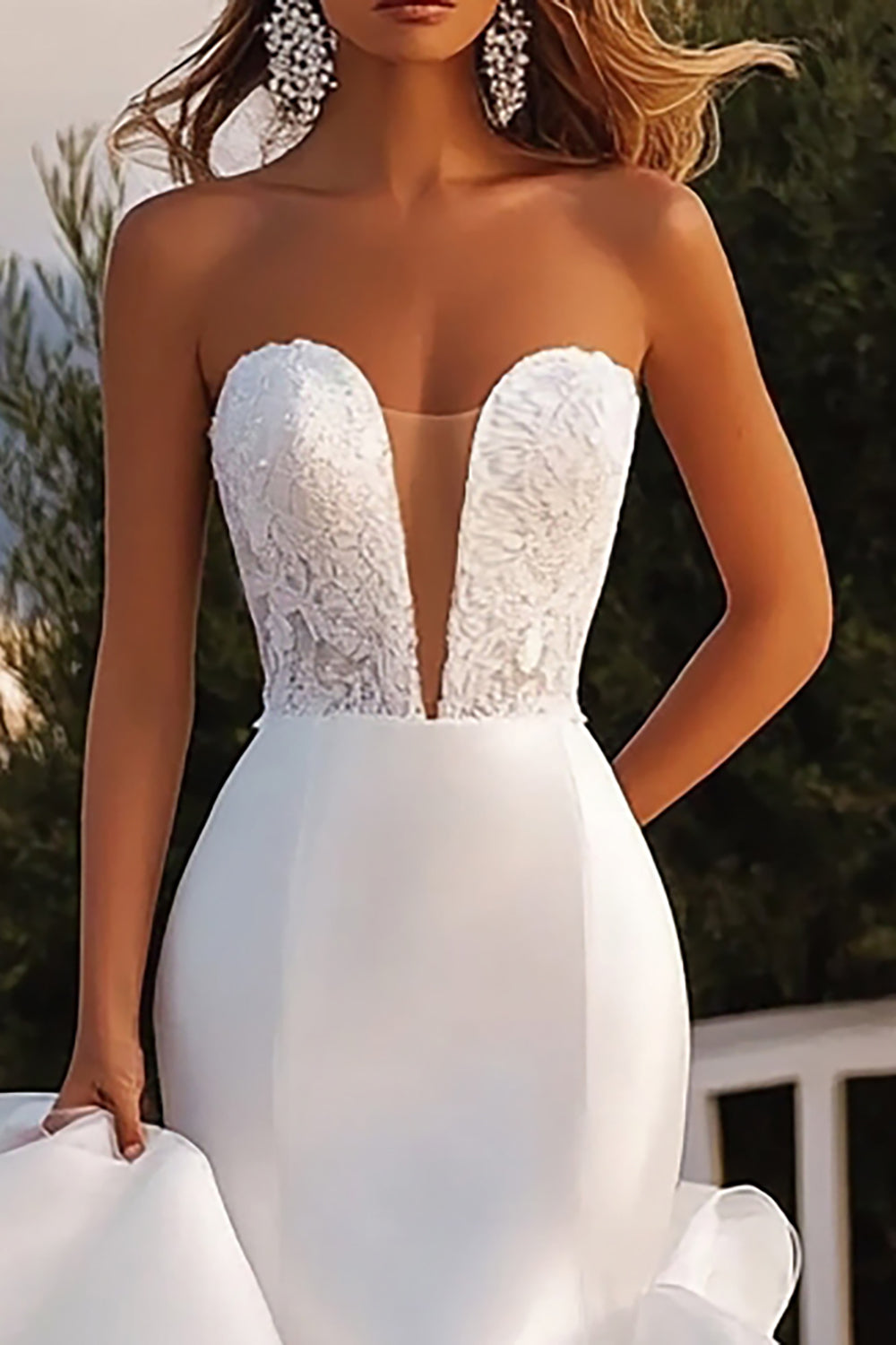 Mermaid Strapless Ruffled Organza Lace Ivory Wedding Dress