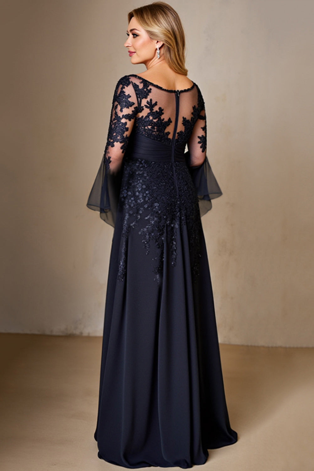 Chiffon A Line Long Sleeve Navy Mother of the Bride Dress with Lace Appliques