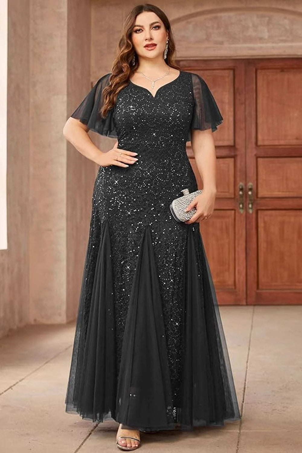 Sparkly Black Plus Size Long Mother of the Bride Dress with Appliques