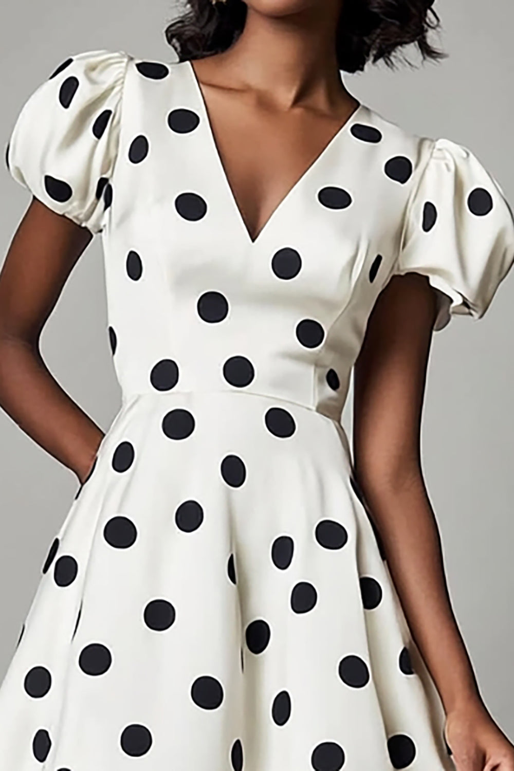 White Black V Neck Summer Polka Dots Dress with Puff Sleeves