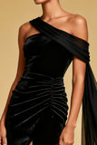 One Shoulder Velvet Black Sheath Evening Dress with Slit