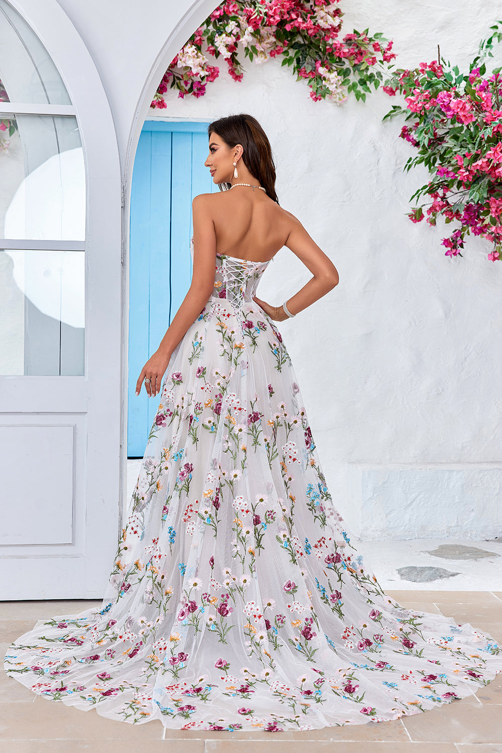 Tulle Strapless Sweep Train Ivory Long Wedding Dress with Embroidery