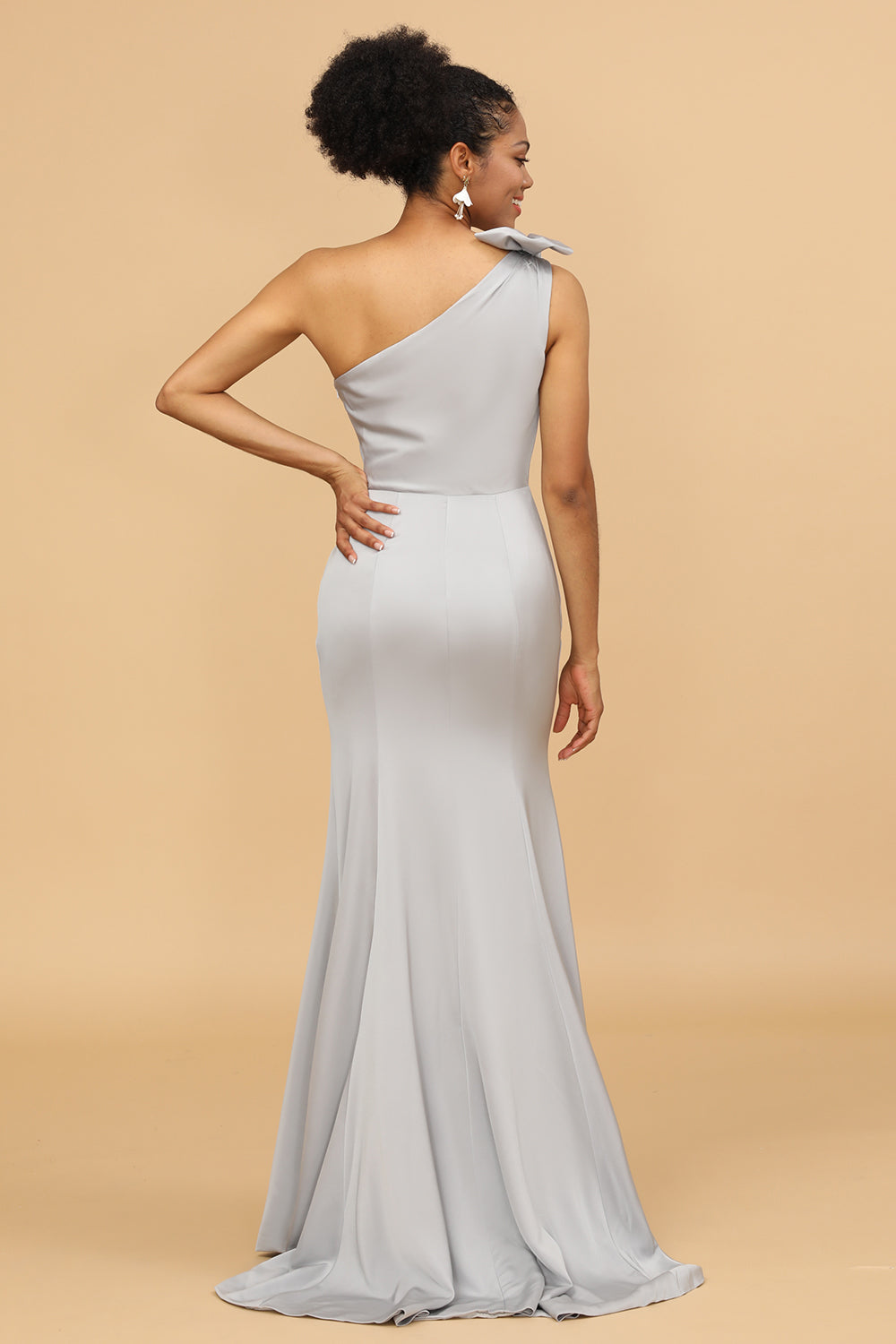 Grey Mermaid One Shoulder Satin Bridesmaid Dress with Bowknot