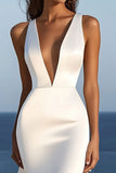 Simple Mermaid Spaghetti Straps Ivory Long Wedding Dress