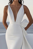 Ivory V Neck Mermaid Wedding Dress With Bow