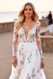 A Line Long Sleeves Appliqued White Wedding Dress