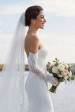 Sweetheart Mermaid Appliqued Satin Wedding Dress with Court Train (Without Golves)